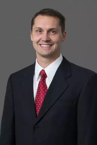 Robert B Hunsaker, DDS MD