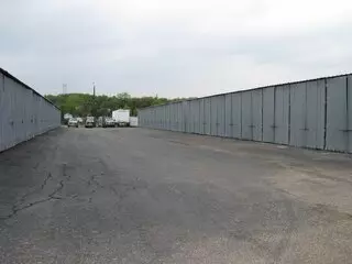 Hudson Bend Boat & Campers Storage