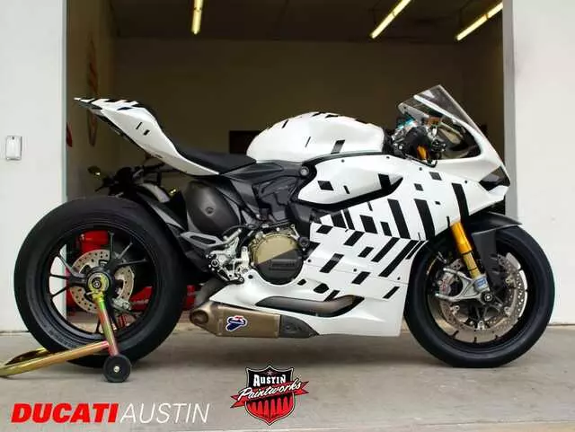 Austin Paintworks