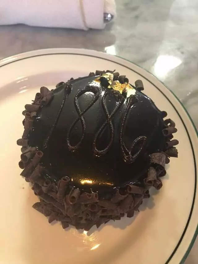 1886 Cafe & Bakery