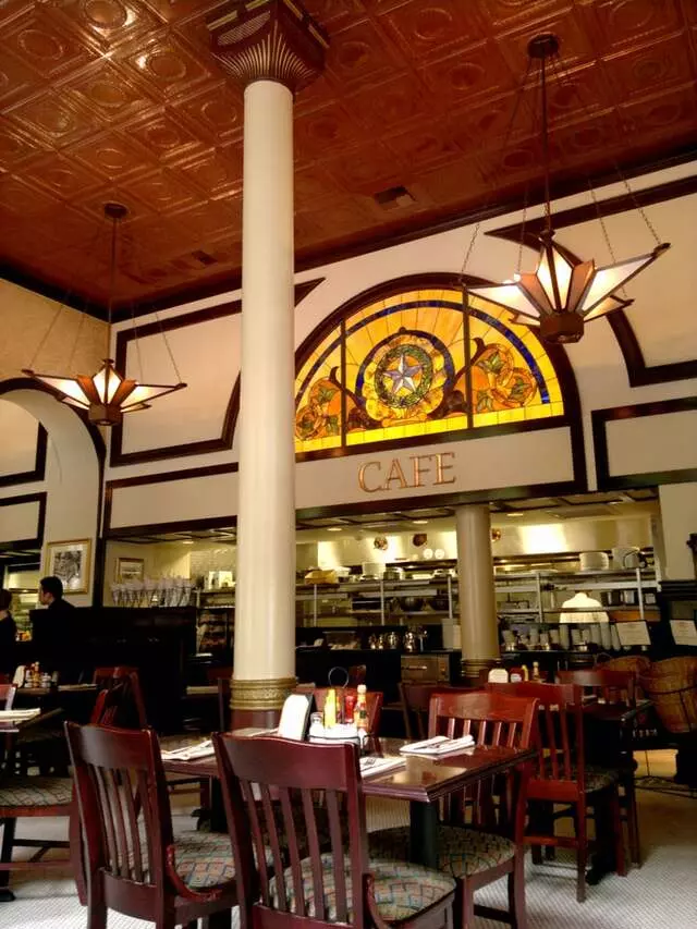 1886 Cafe & Bakery