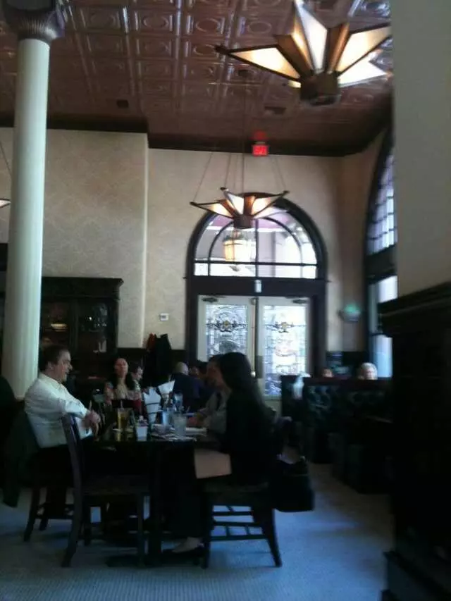 1886 Cafe & Bakery