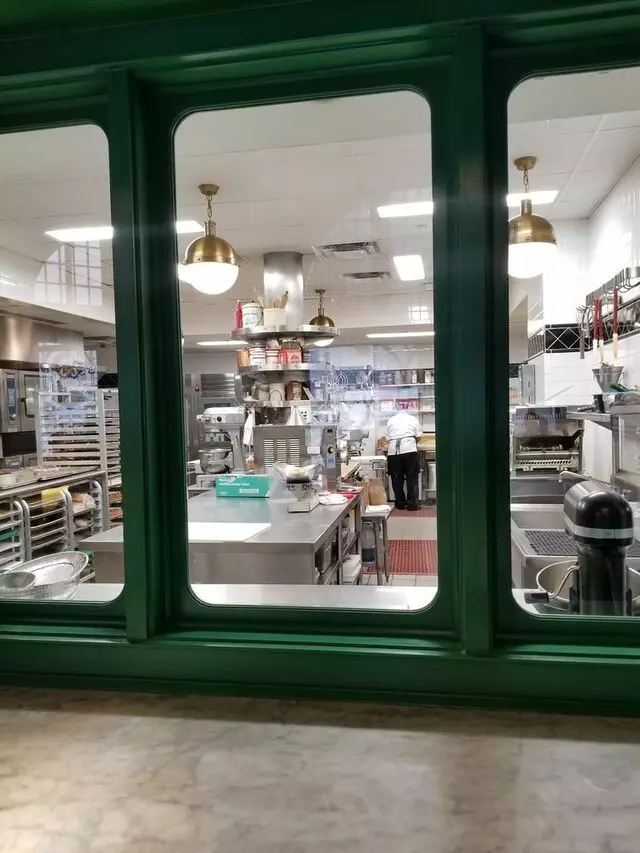1886 Cafe & Bakery