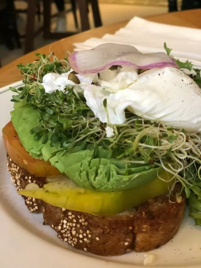 1886 Cafe & Bakery