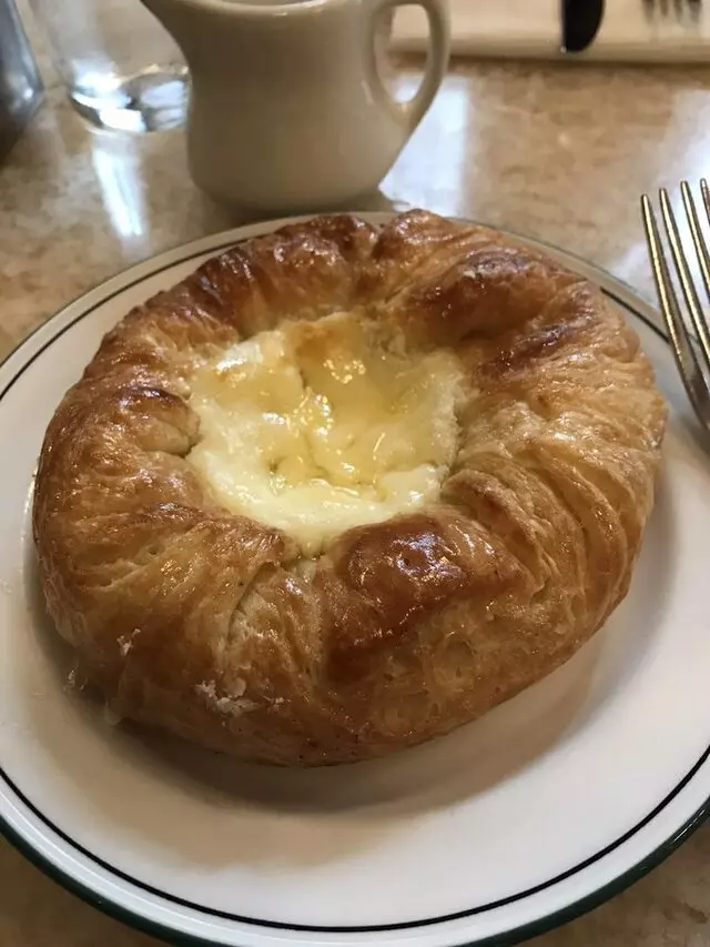 1886 Cafe & Bakery