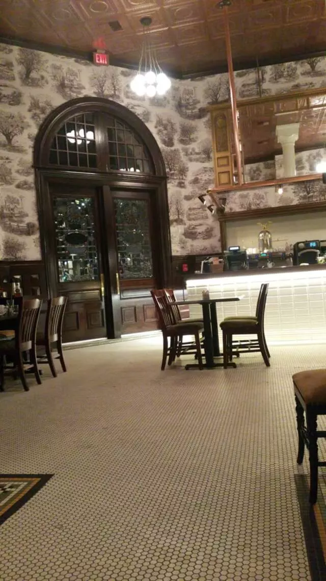 1886 Cafe & Bakery