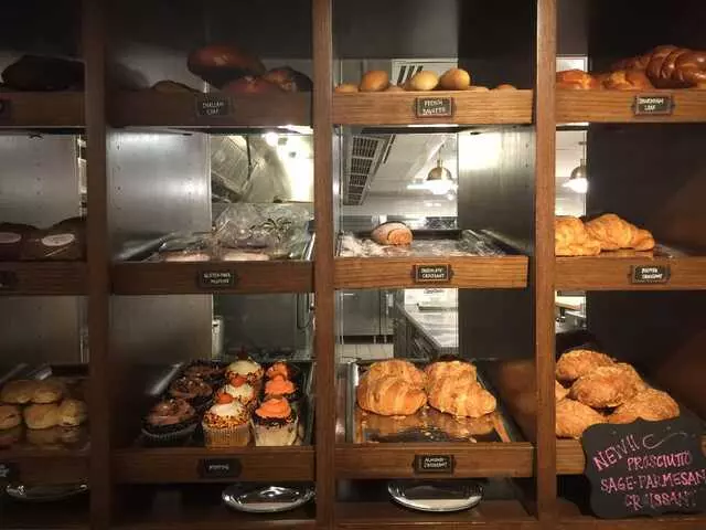 1886 Cafe & Bakery