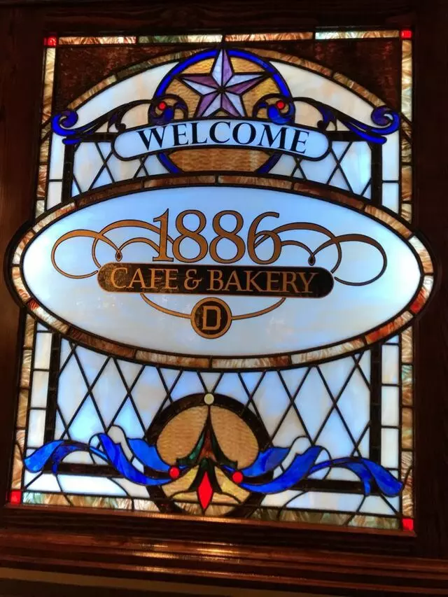 1886 Cafe & Bakery