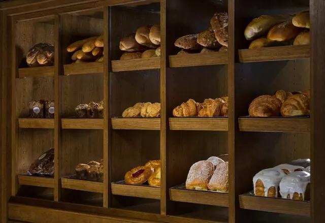 1886 Cafe & Bakery