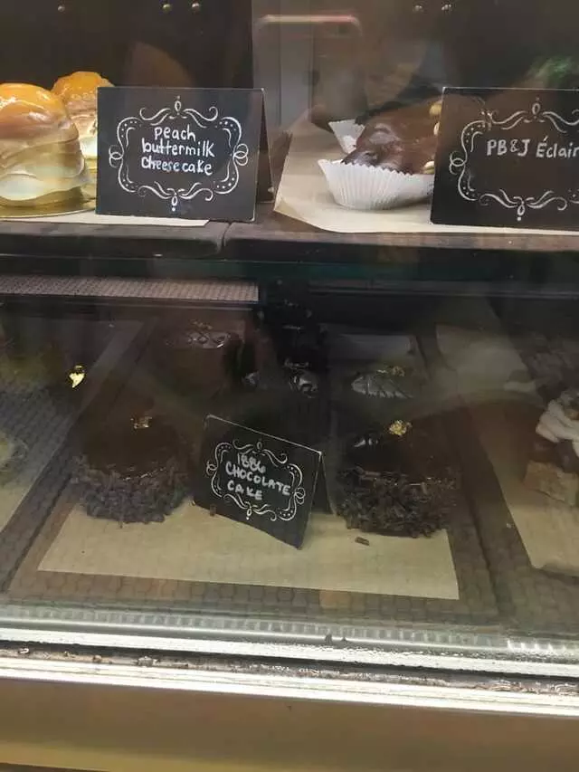 1886 Cafe & Bakery