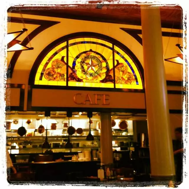 1886 Cafe & Bakery