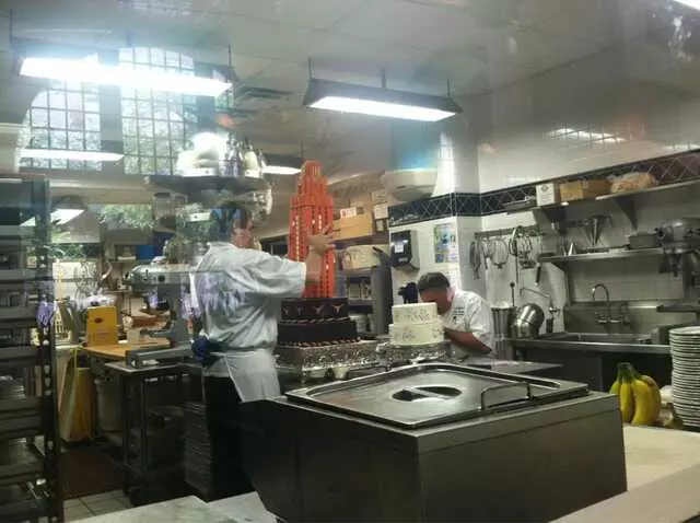 1886 Cafe & Bakery