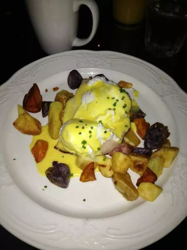 1886 Cafe & Bakery