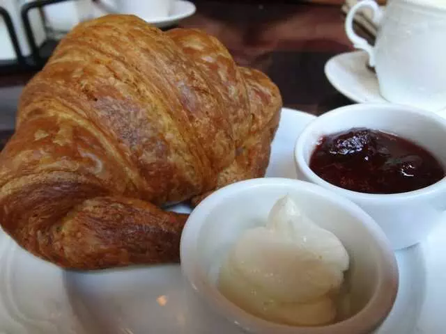 1886 Cafe & Bakery