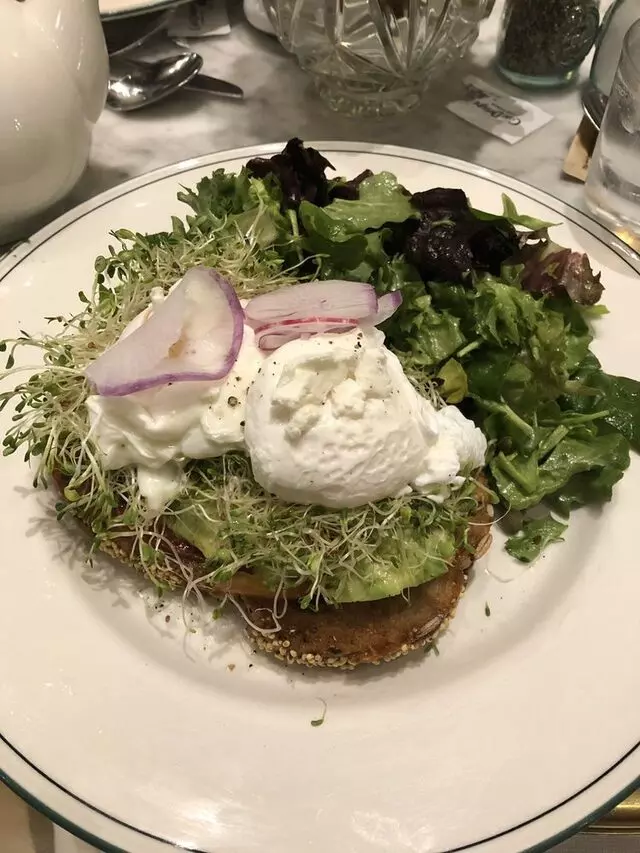 1886 Cafe & Bakery