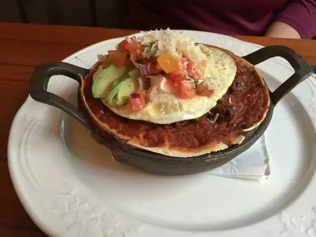 1886 Cafe & Bakery