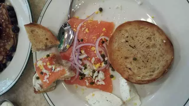 1886 Cafe & Bakery