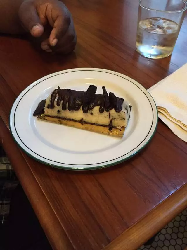 1886 Cafe & Bakery