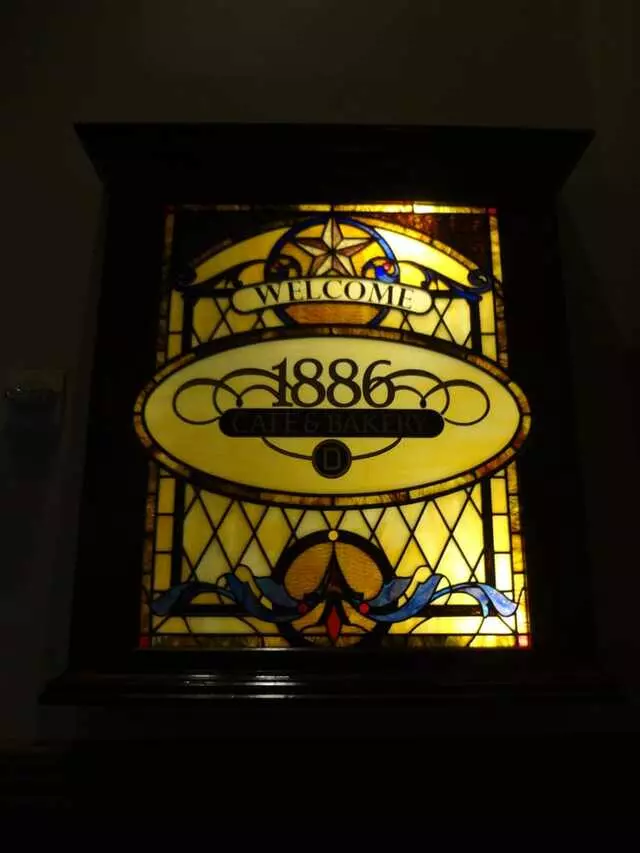 1886 Cafe & Bakery