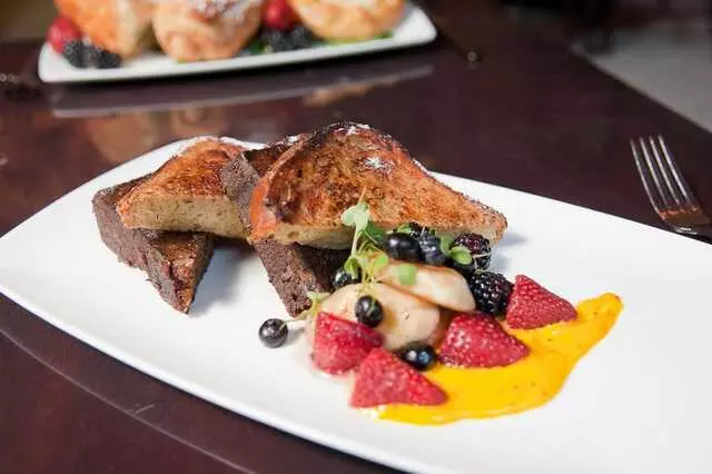 1886 Cafe & Bakery