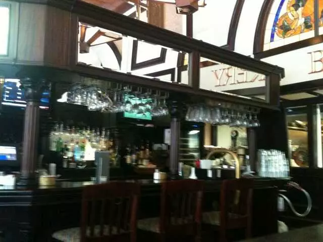 1886 Cafe & Bakery