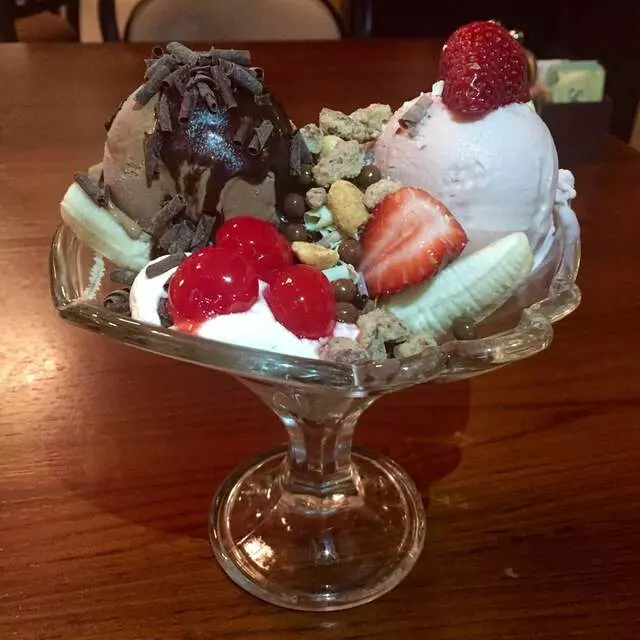 1886 Cafe & Bakery