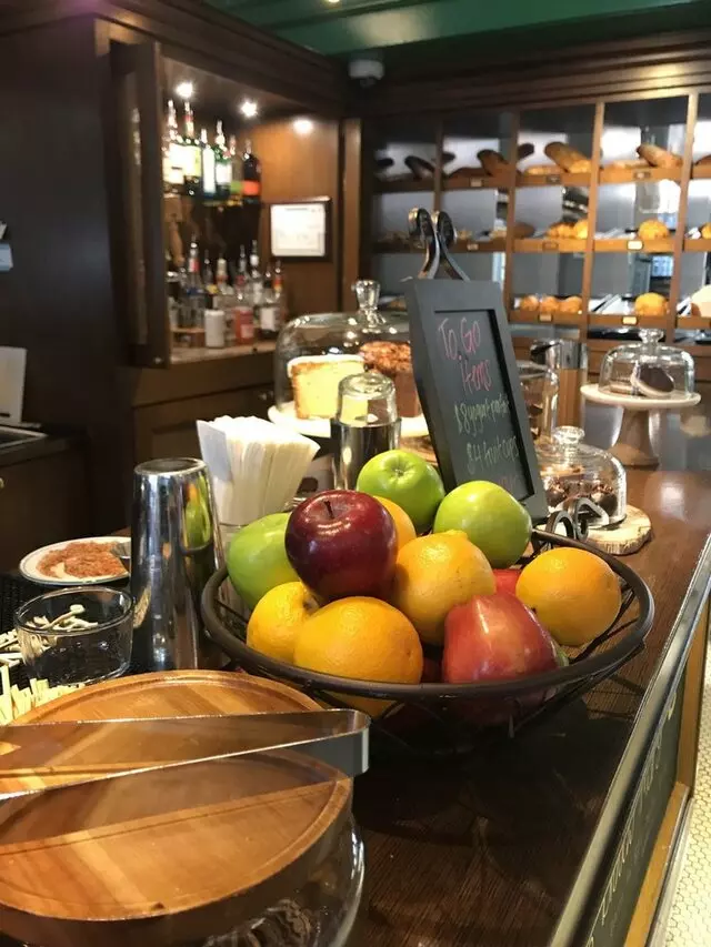1886 Cafe & Bakery