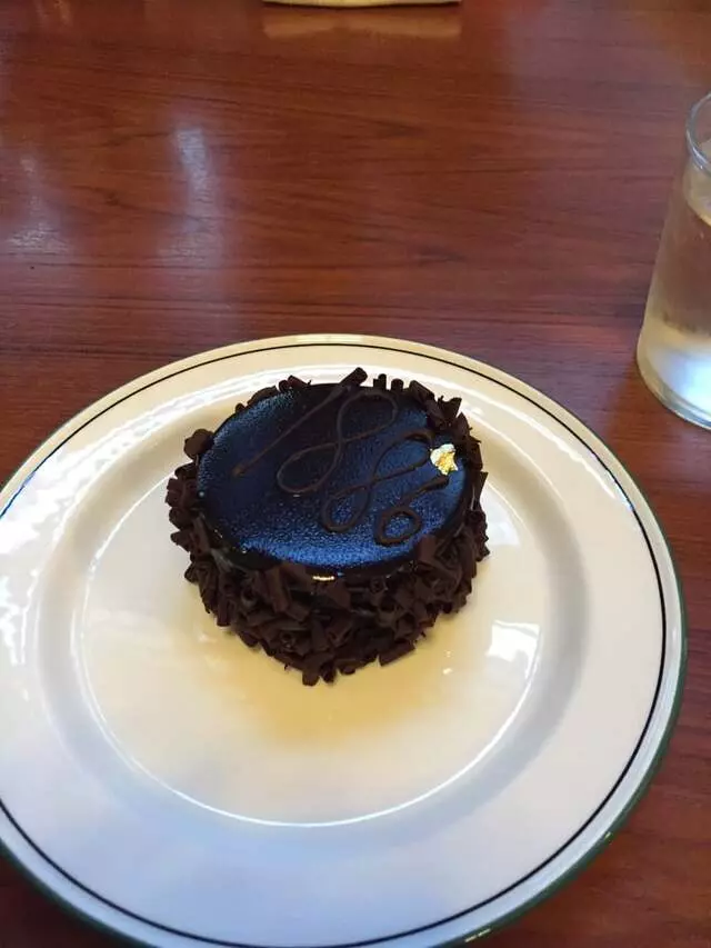 1886 Cafe & Bakery