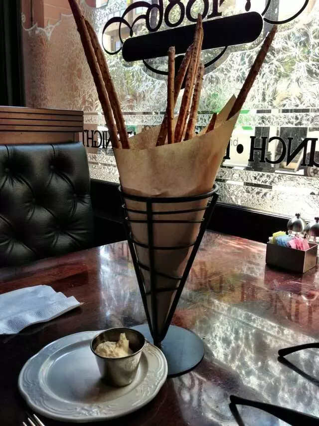 1886 Cafe & Bakery