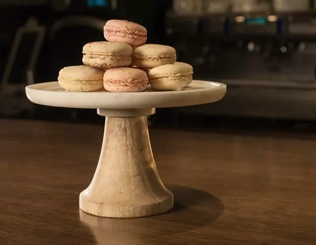1886 Cafe & Bakery