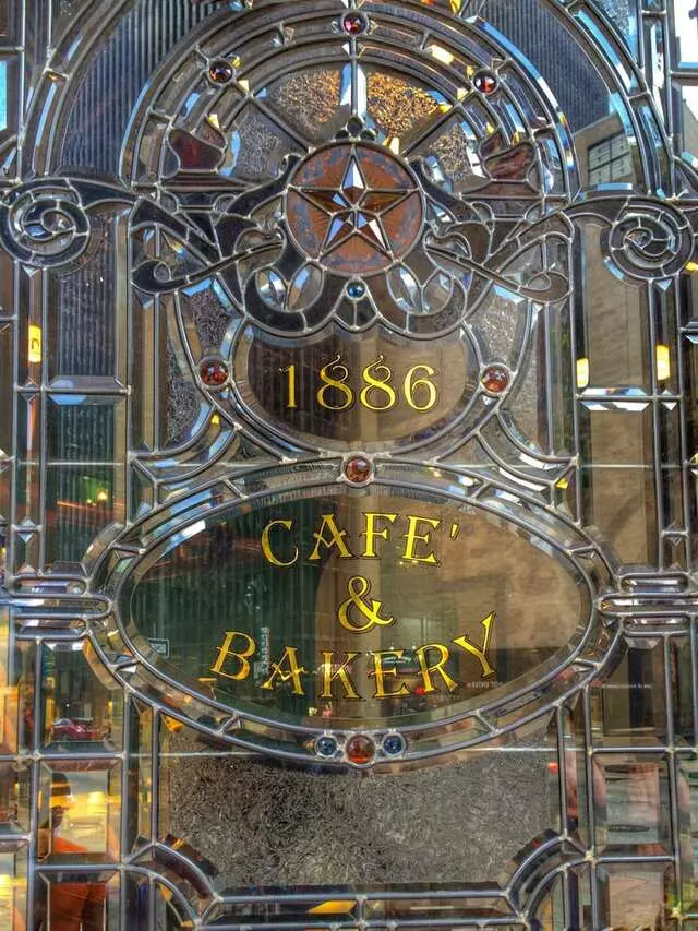 1886 Cafe & Bakery