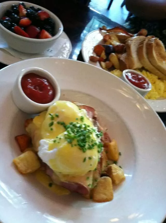1886 Cafe & Bakery