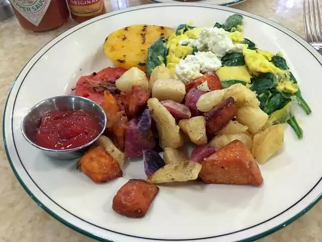 1886 Cafe & Bakery