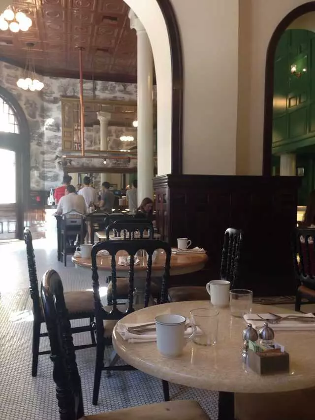 1886 Cafe & Bakery