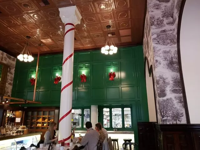 1886 Cafe & Bakery