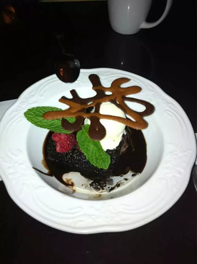 1886 Cafe & Bakery