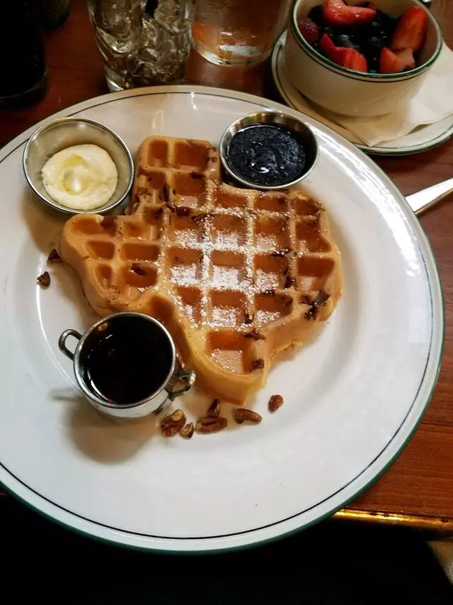 1886 Cafe & Bakery