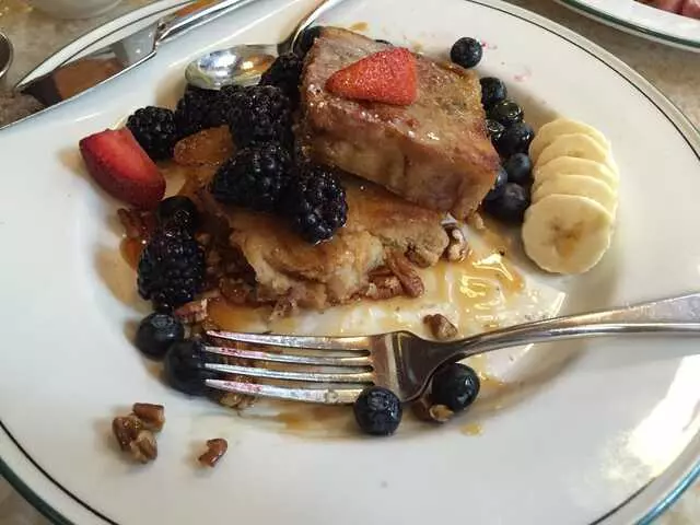 1886 Cafe & Bakery