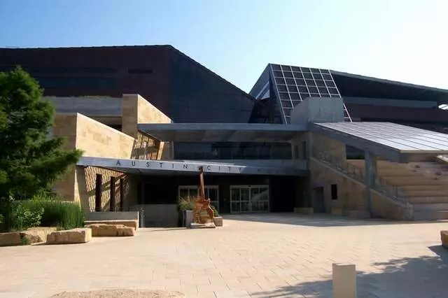Austin City Hall
