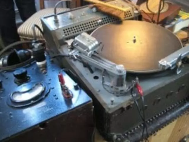 Atomic Tube - Vintage Audio and Radio Resurrection