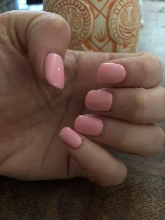 4 Seasons Nails & Spa