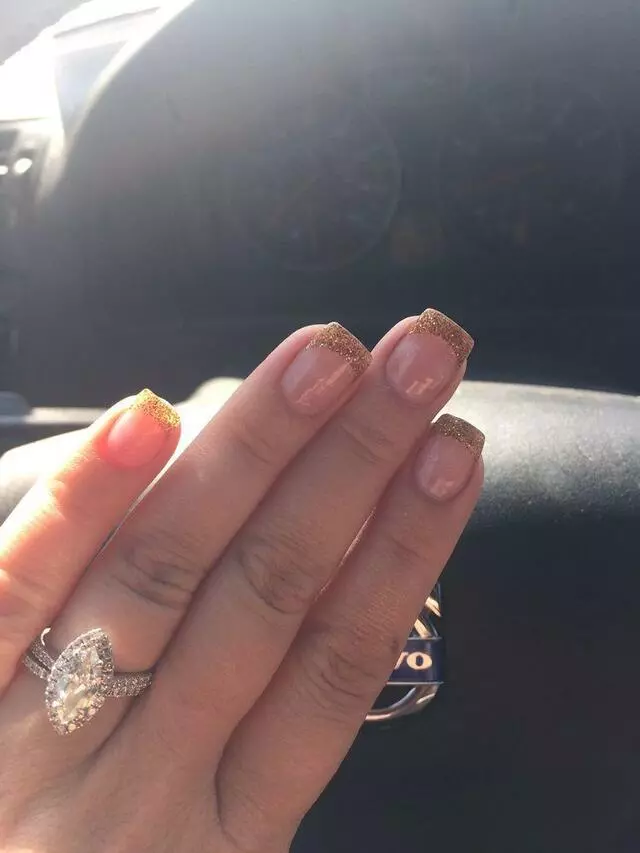 4 Seasons Nails & Spa