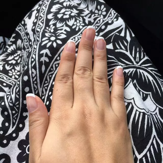 4 Seasons Nails & Spa