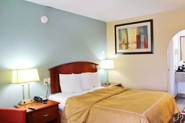 Americas Best Value Inn-Austin South