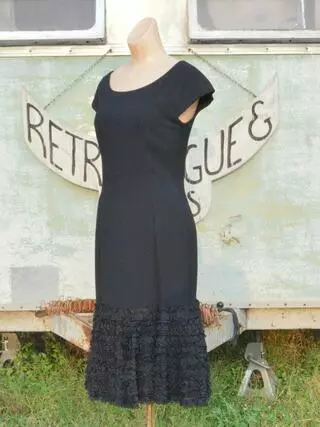 Amelia’s Retro-Vogue and Relics