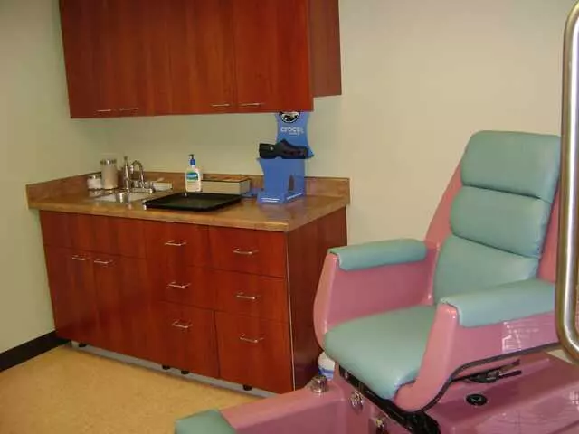 26 Bones Foot Spa