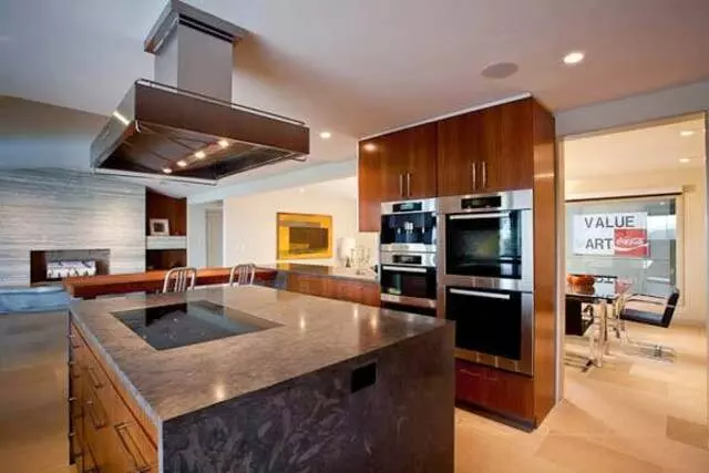 Architectural Tile & Stone