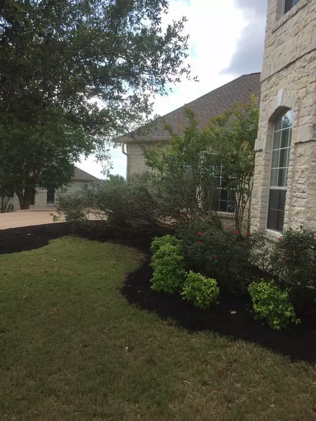 512 Lawn & Tree