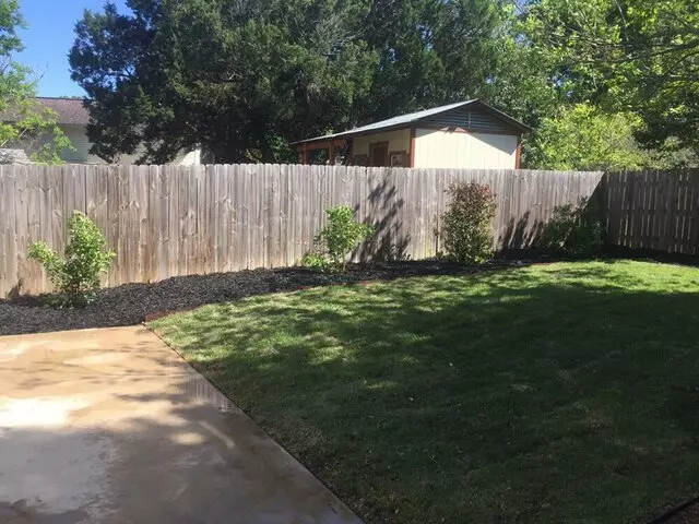 512 Lawn & Tree