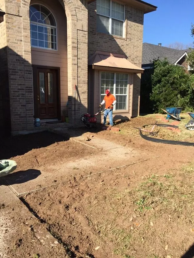 512 Lawn & Tree